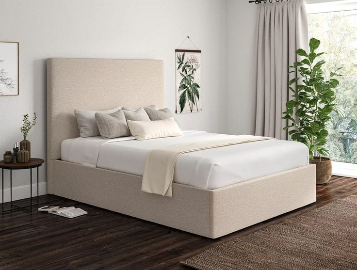Bed - Multiple Sizes - Tem221