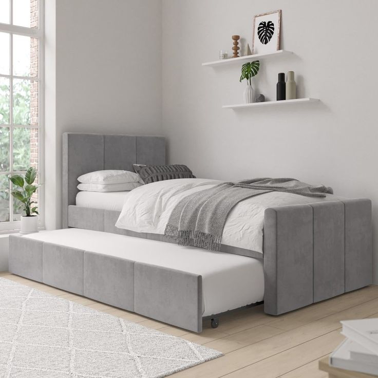 Bed - Multiple Sizes - Tem244